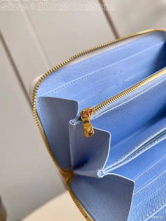 cm ZIPPY VUITTON WALLET-10*20*2 LOUIS 0701